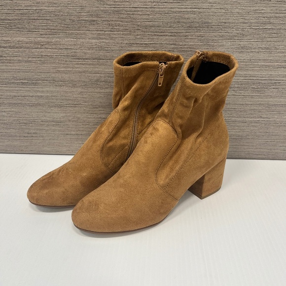 Steve Madden boots - Picture 1 of 3